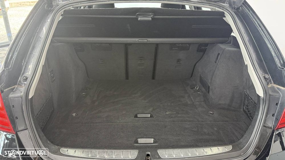 BMW 318 d Pack M - 28