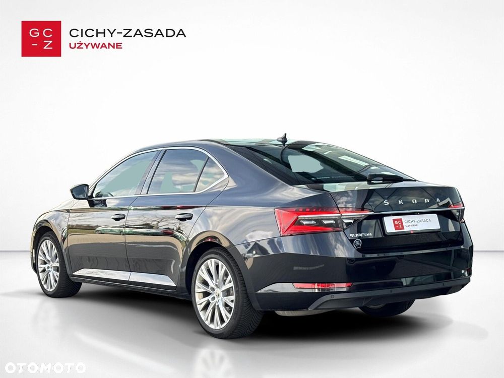 Skoda Superb 2.0 TSI Style DSG - 7