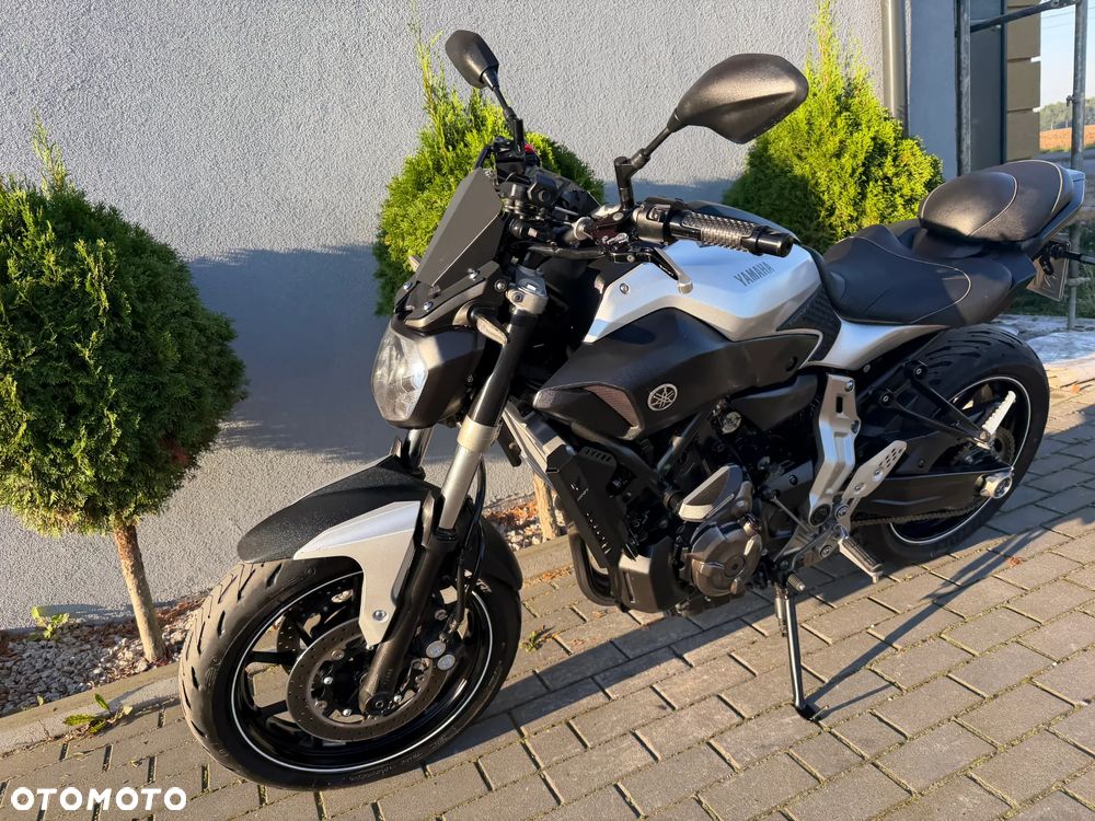 Yamaha MT - 5