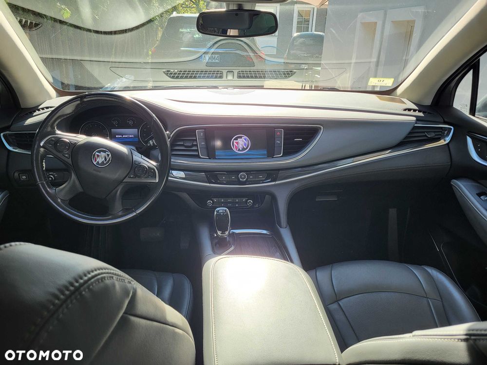 Buick Enclave - 4