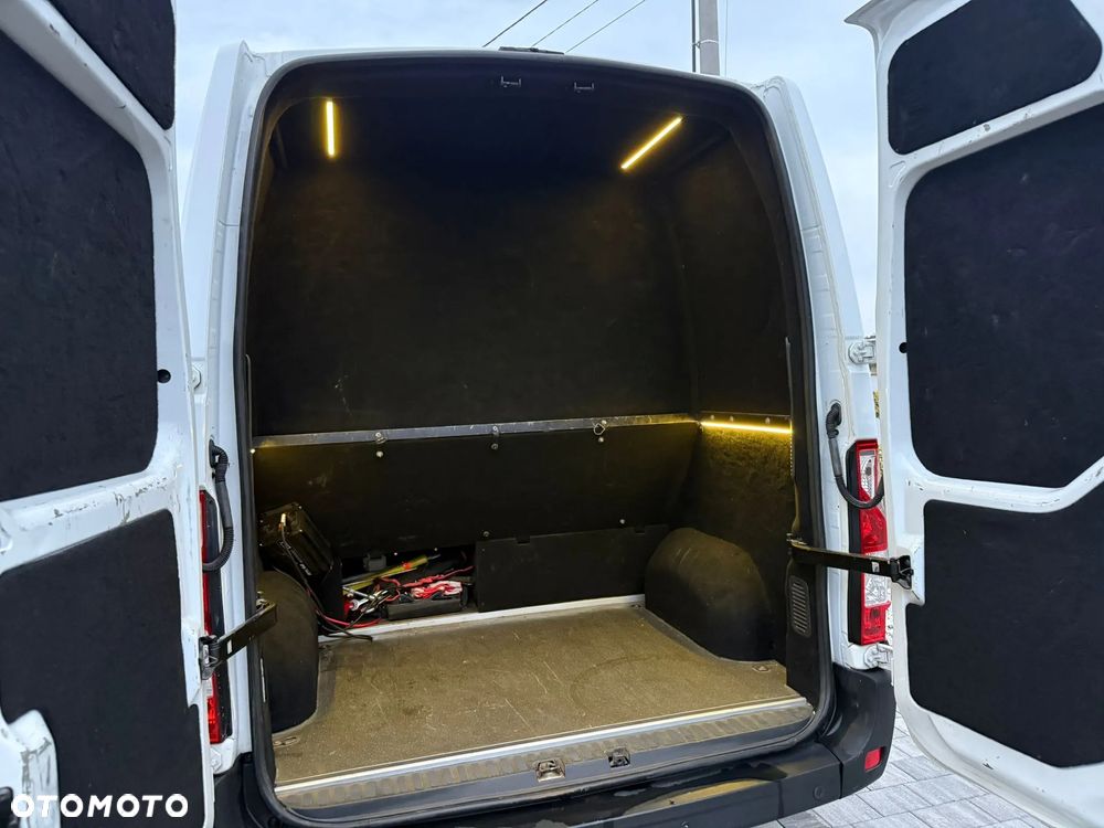 Renault Master - 18