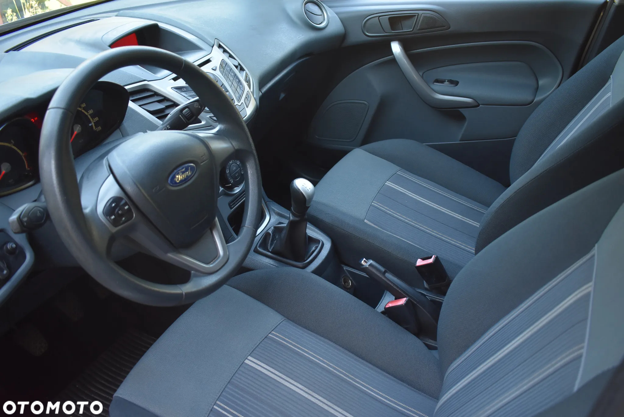 Ford Fiesta 1.25 Trend - 11