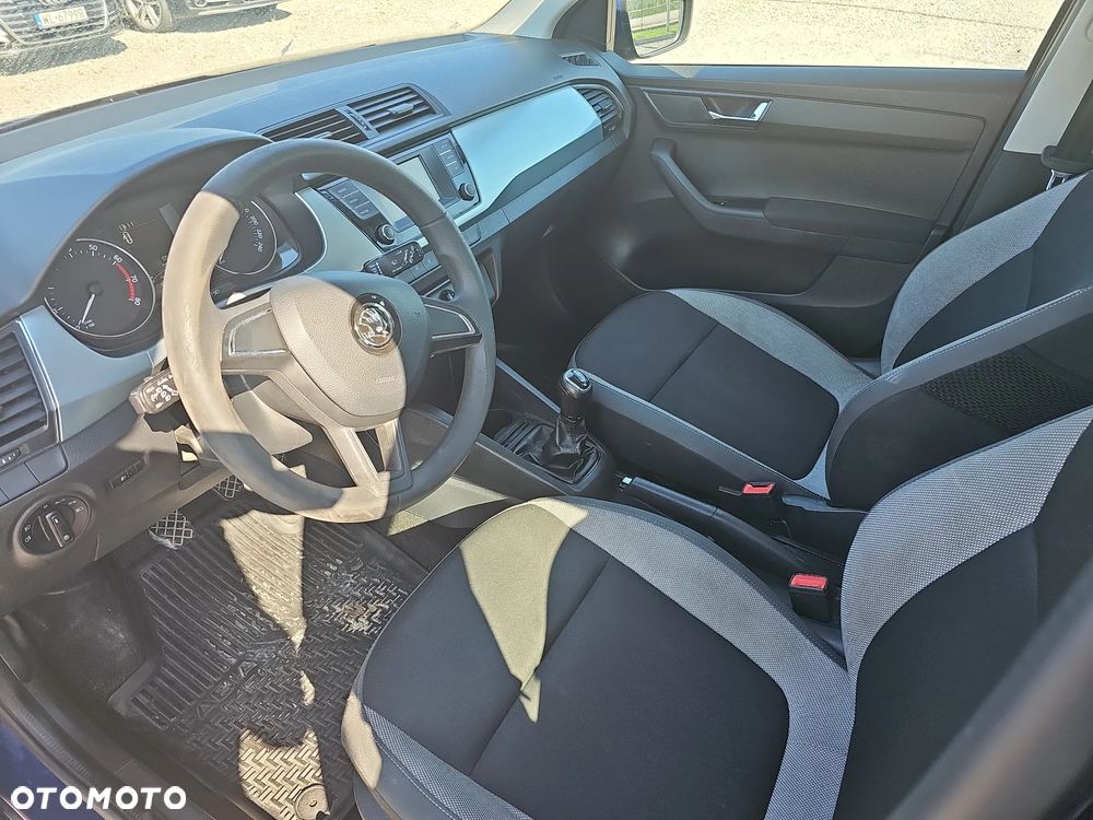 Skoda Fabia 1.0 Ambition - 10