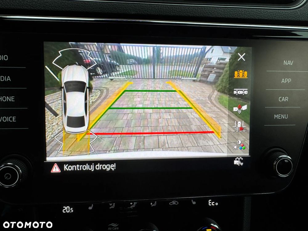 Skoda Superb 1.4 TSI Plug-In Hybrid Sportline DSG - 21