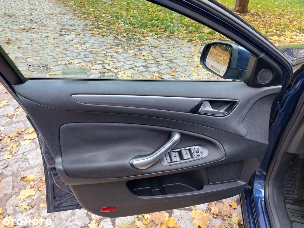 Ford Mondeo SW - 10