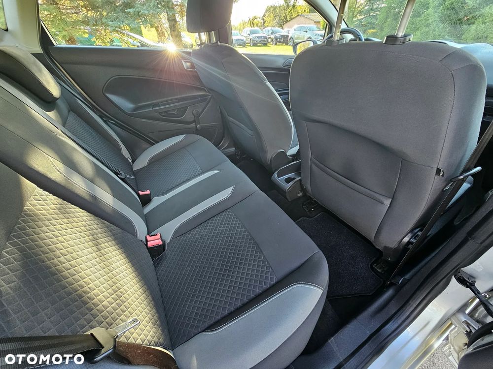Ford Fiesta 1.25 Trend EU5 - 17