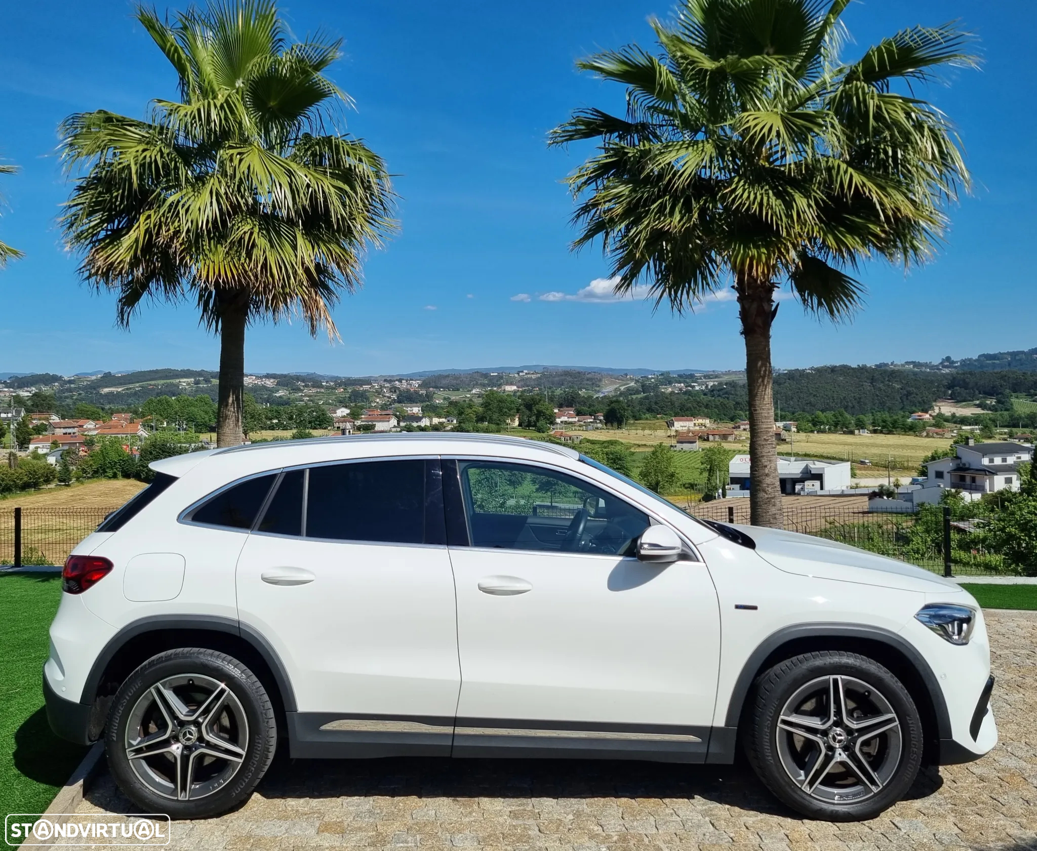 Mercedes-Benz GLA 250 e AMG Line - 16