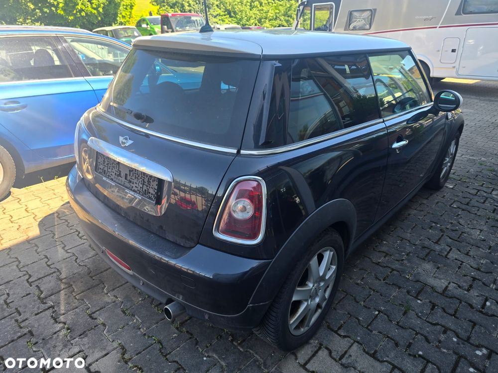 MINI Cooper 50 Mayfair - 5