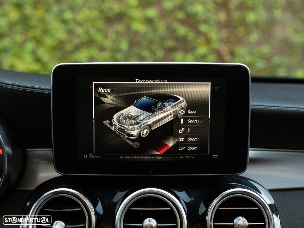 Mercedes-Benz C 63 AMG S - 35