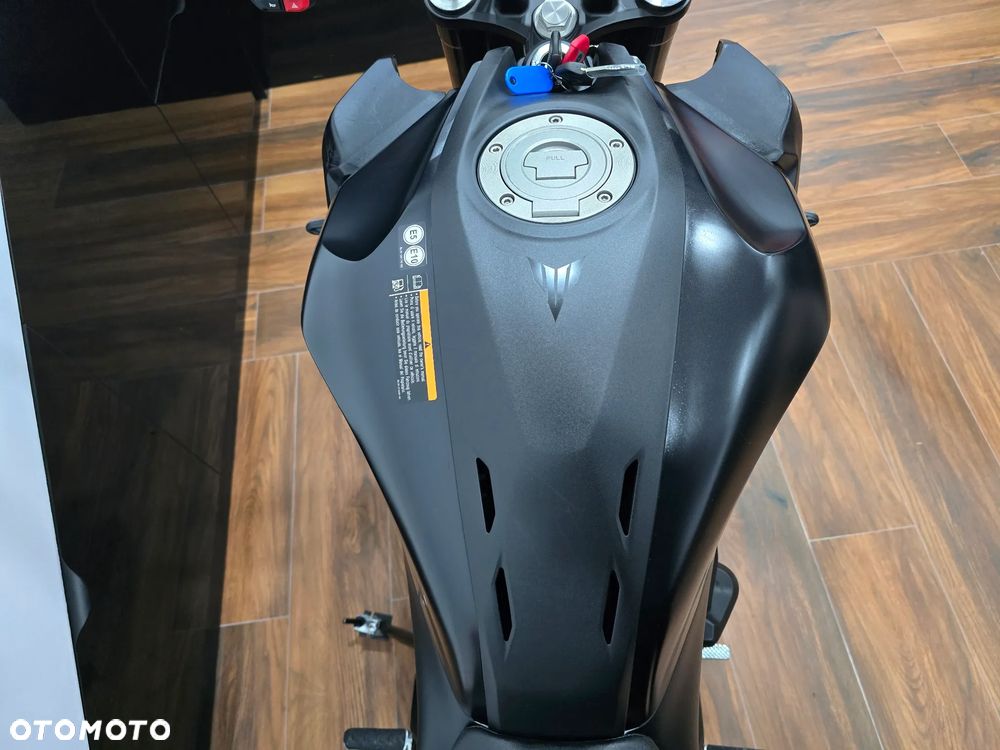 Yamaha MT - 21