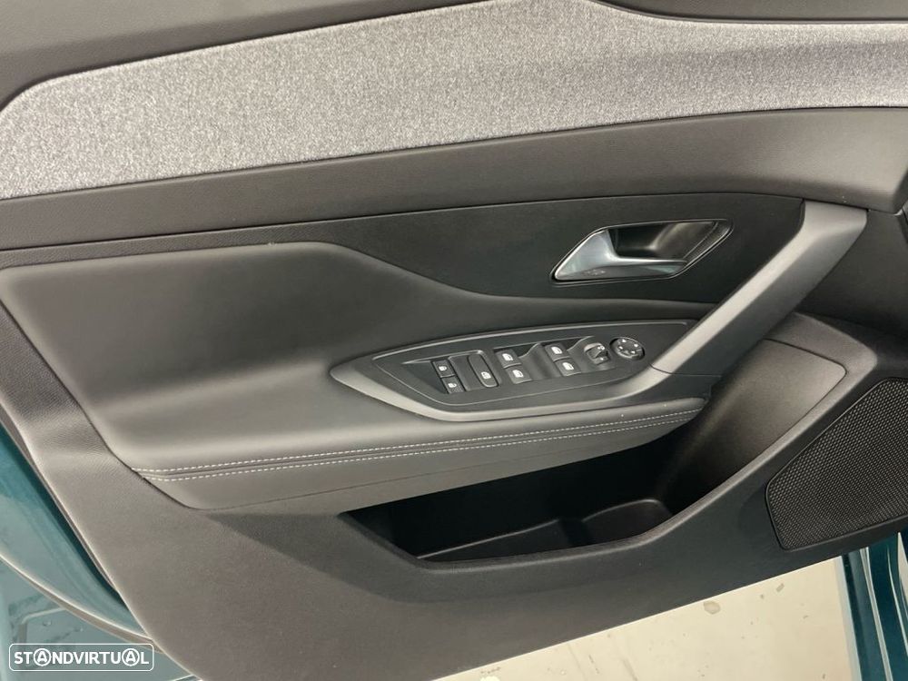 Peugeot 308 SW 1.5 BlueHDi Allure EAT8 - 16
