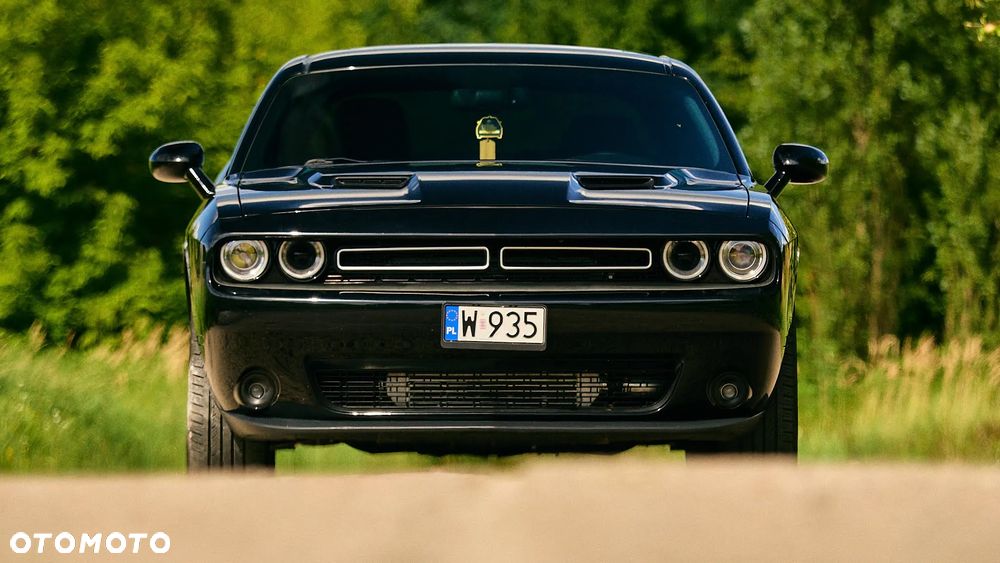 Dodge Challenger - 3