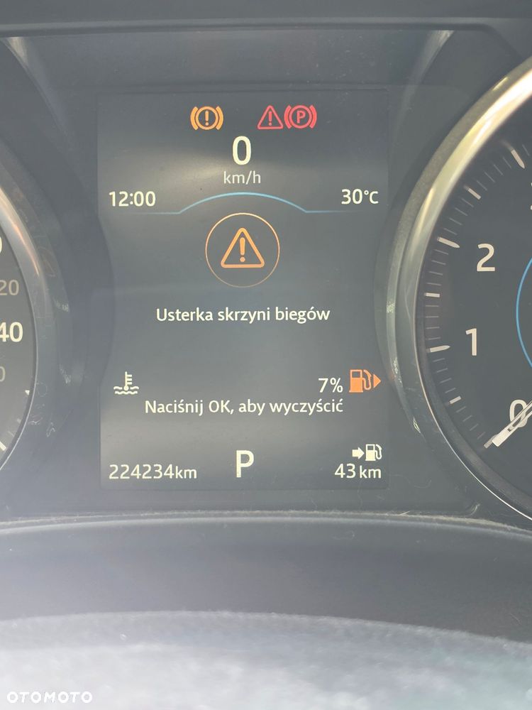 Jaguar XE 2.0 T R-Sport - 6