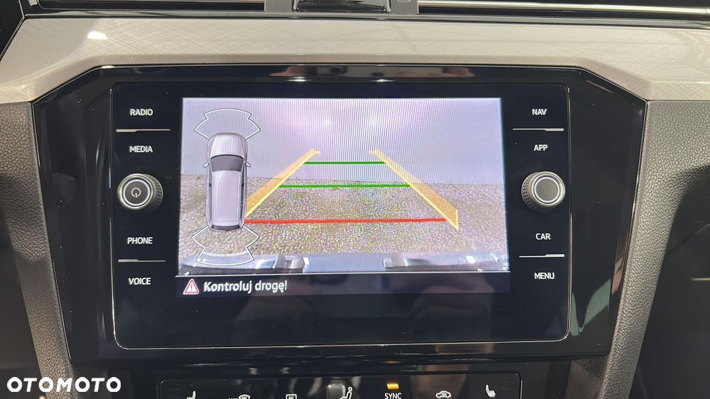 Volkswagen Passat Variant 2.0 TDI EVO Business DSG - 21