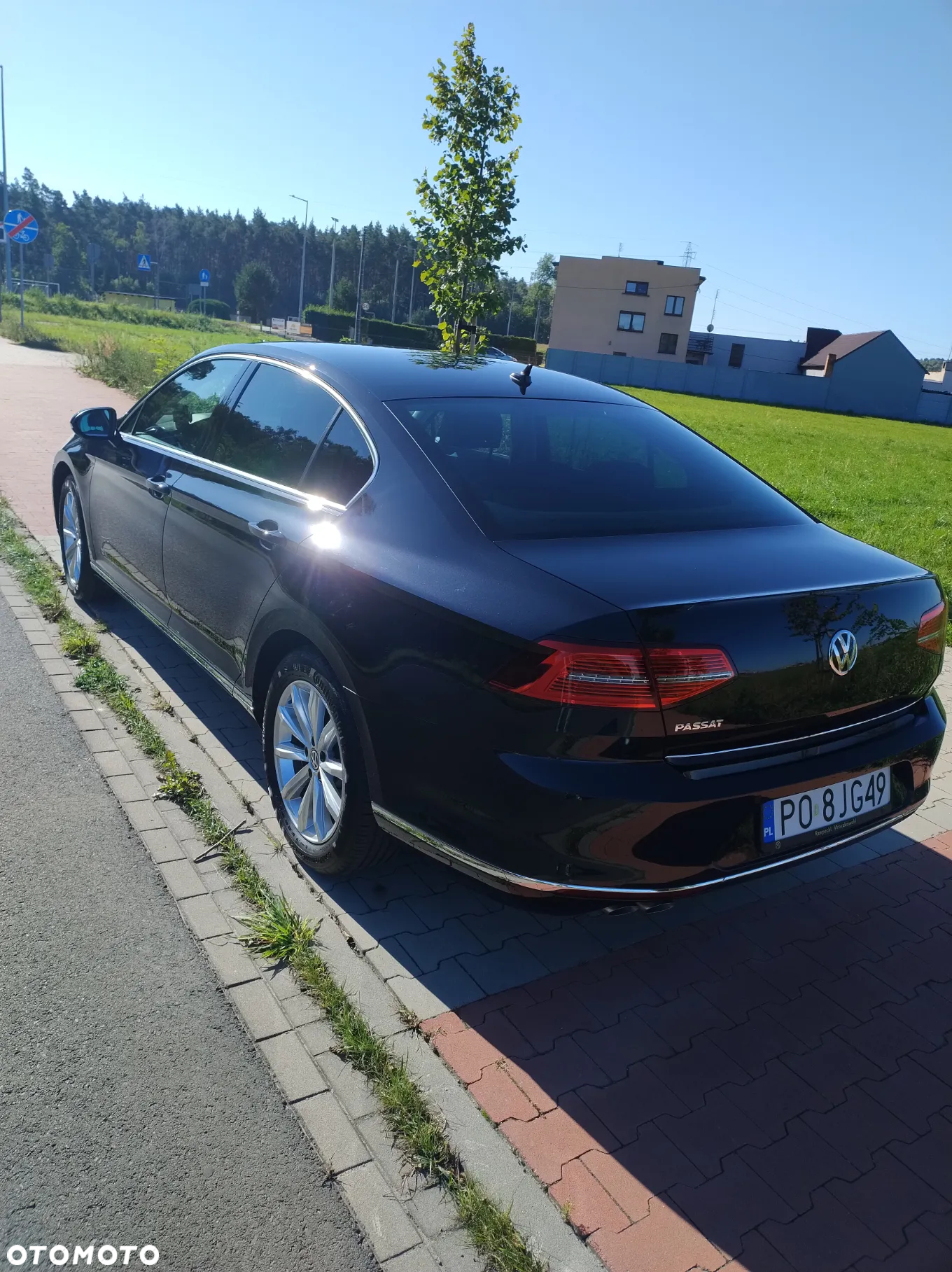 Volkswagen Passat - 4