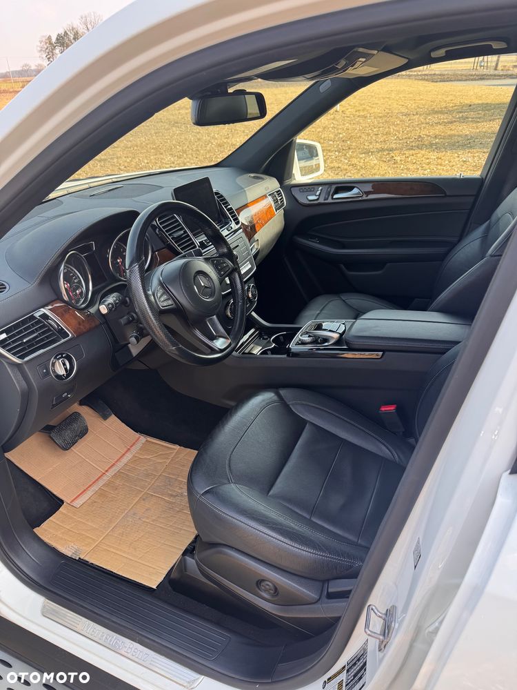 Mercedes-Benz GLS 400 4Matic 9G-TRONIC AMG Line - 12