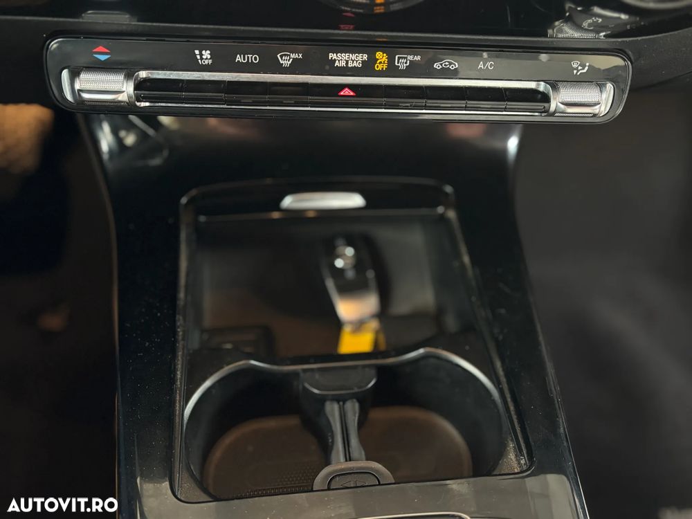 Mercedes-Benz A 180 d 7G-DCT - 21