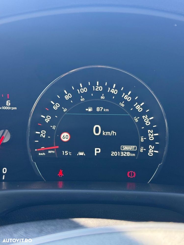 Kia Sorento - 25