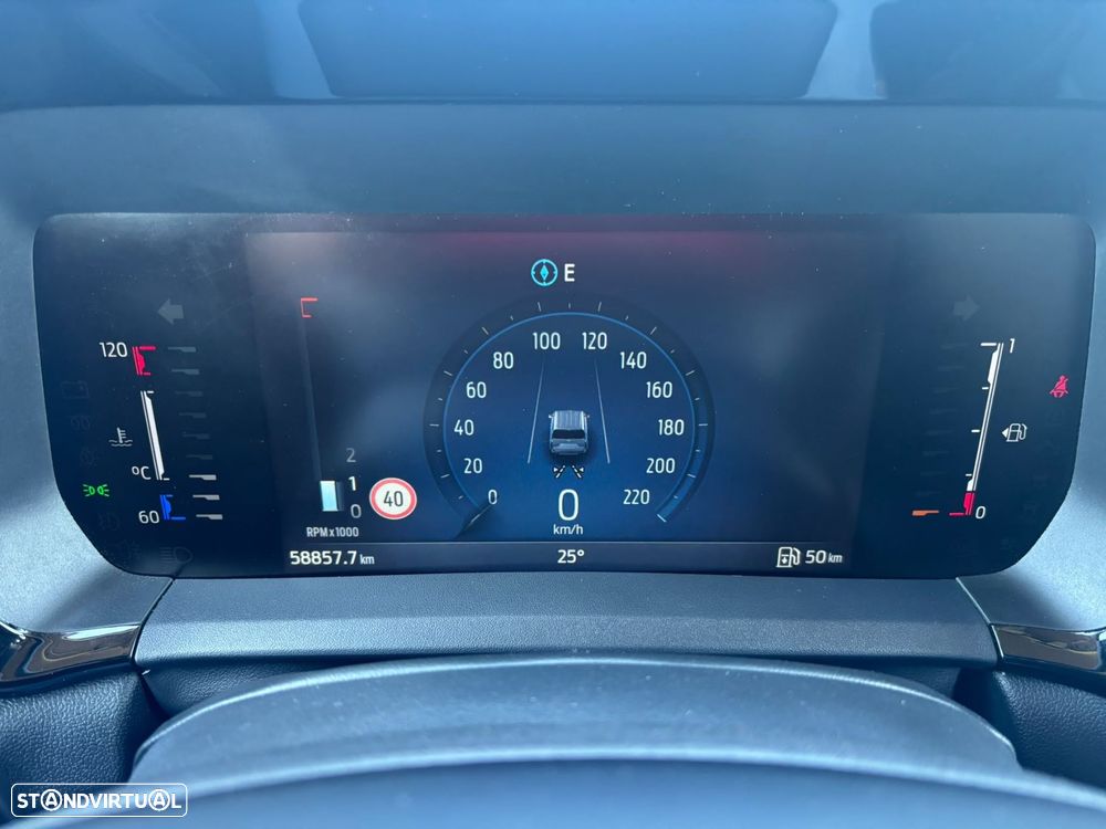 Ford Tourneo Courier 1.0 EcoBoost Titanium - 28
