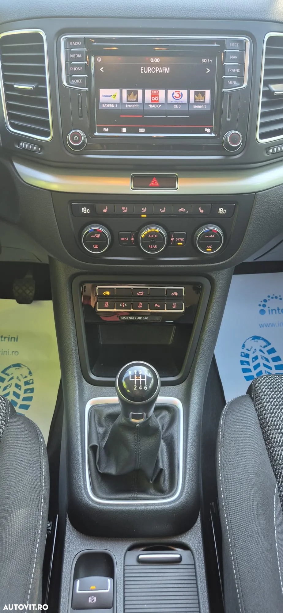 Volkswagen Sharan - 34