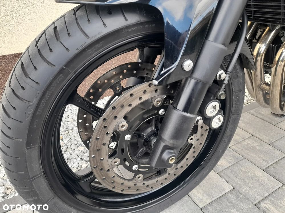 Yamaha FZ6 - 10