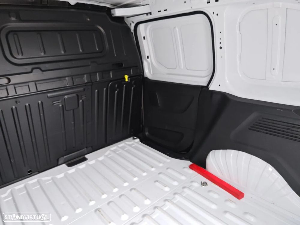 Opel CCombo Cargo L1 E15DT E6.4 & MT6 100Cv, - 15