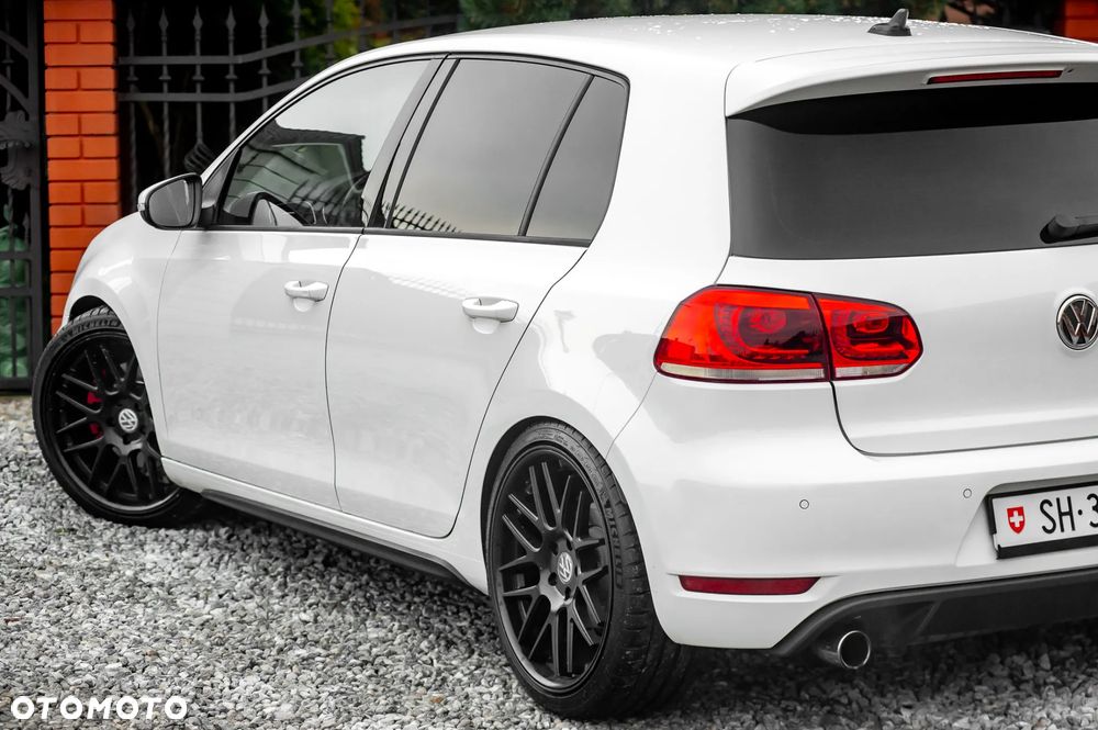 Volkswagen Golf 2.0 TSI GTI - 8