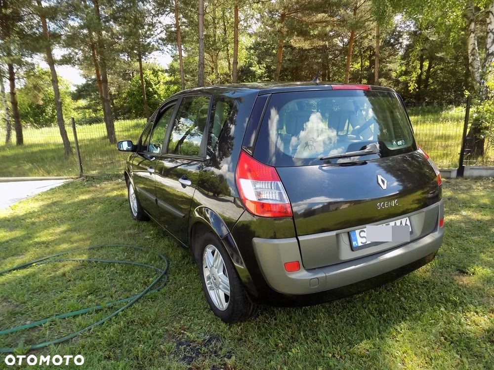 Renault Scenic 1.6 16V Luxe Privilege - 31