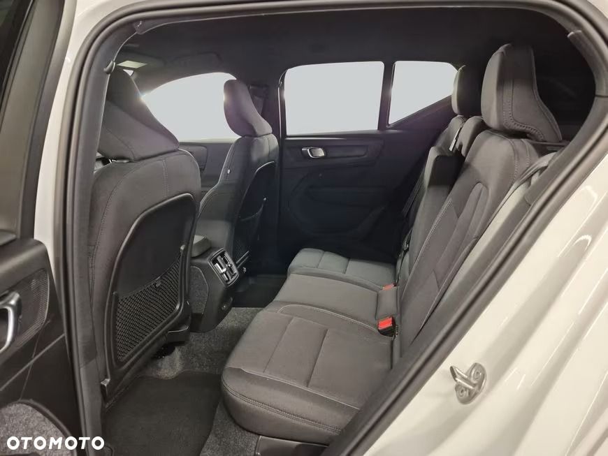 Volvo XC 40 82kWh Recharge Extended Range Plus - 6