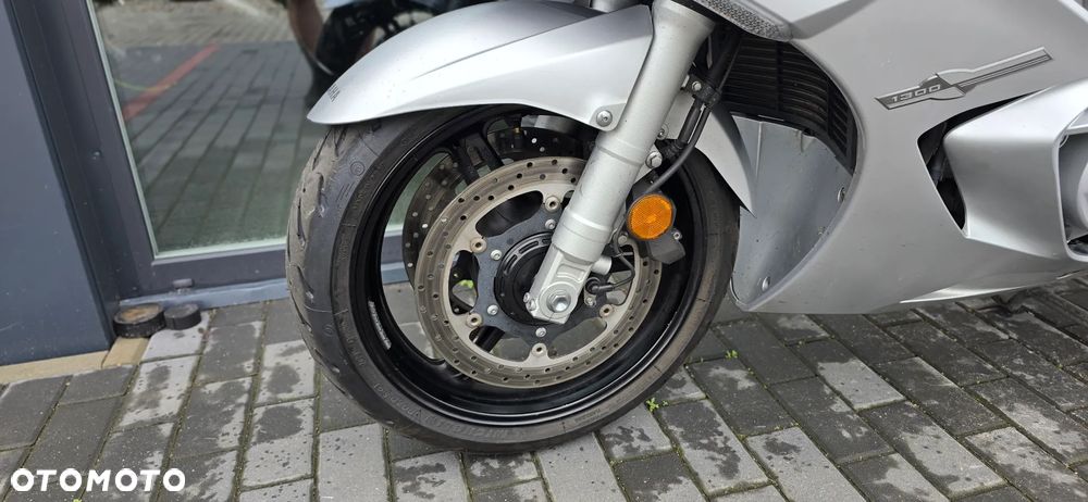Yamaha FJR - 31