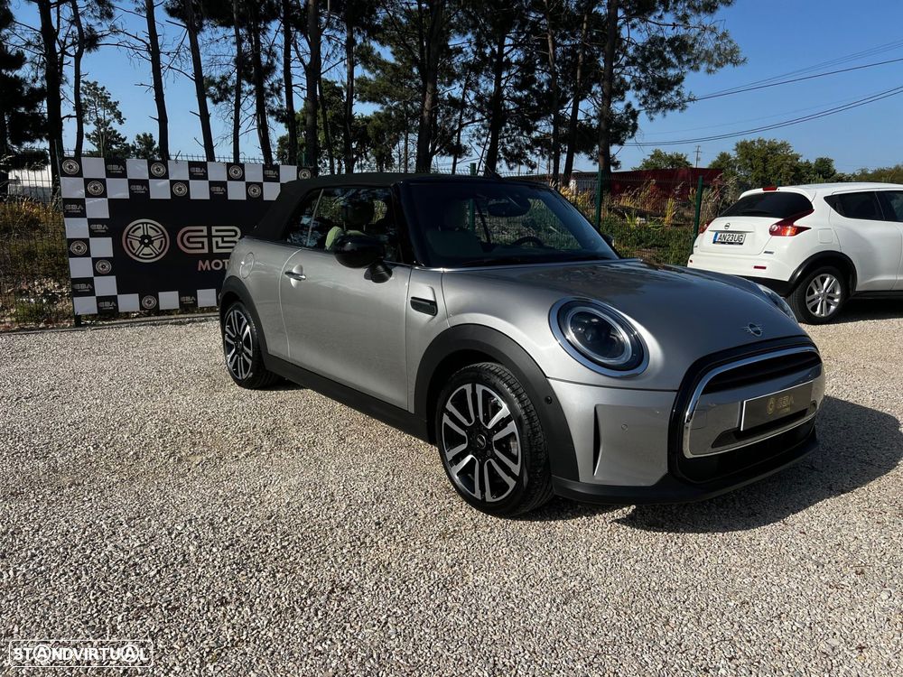 MINI 3 Portas Cooper Premium Classic Auto - 3