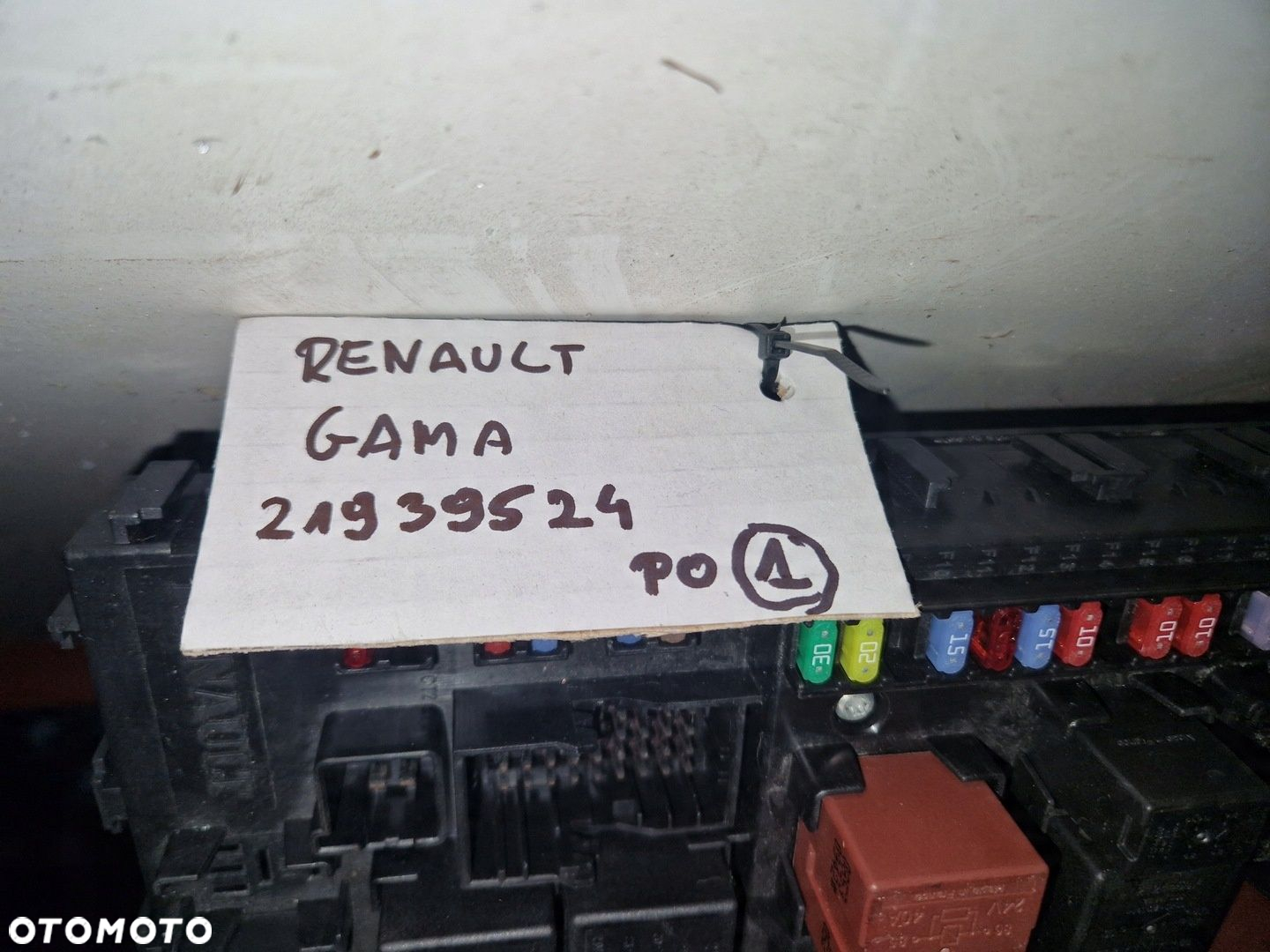 PŁYTA BEZPIECZNIKÓW SKRZYNKA RENAULT GAMA T RANGE - 3