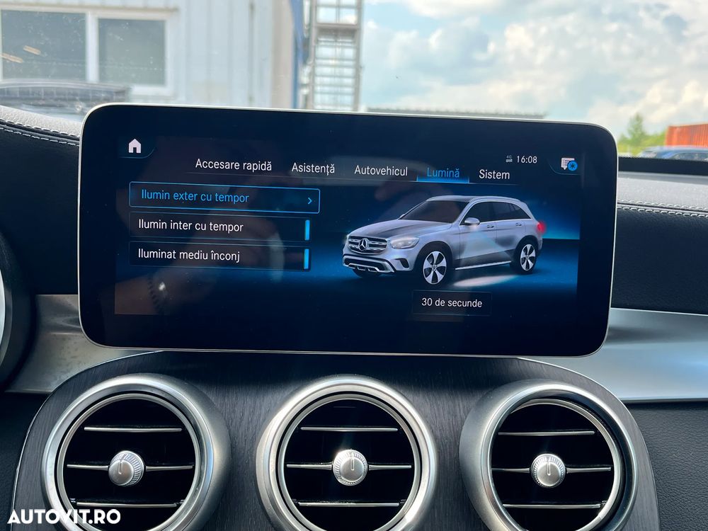 Mercedes-Benz GLC 300 de 4Matic 9G-TRONIC - 30