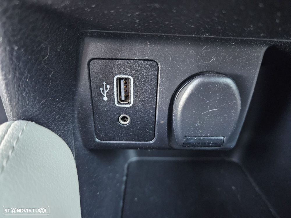 Nissan Micra 1.0 IG-T N-Design Chrome CVT - 36