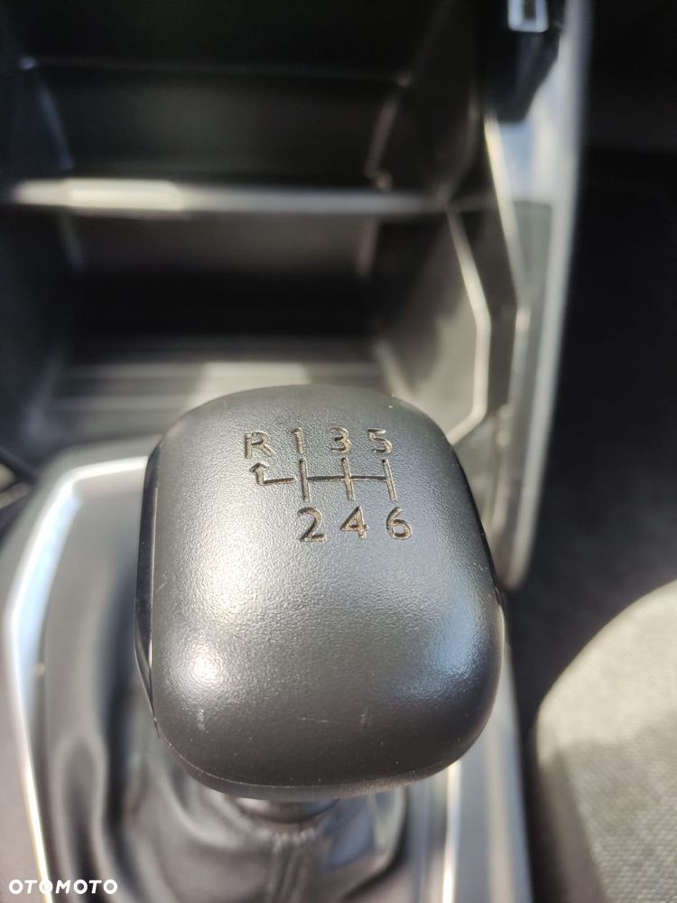 Peugeot 208 BlueHDi 100 Allure - 17