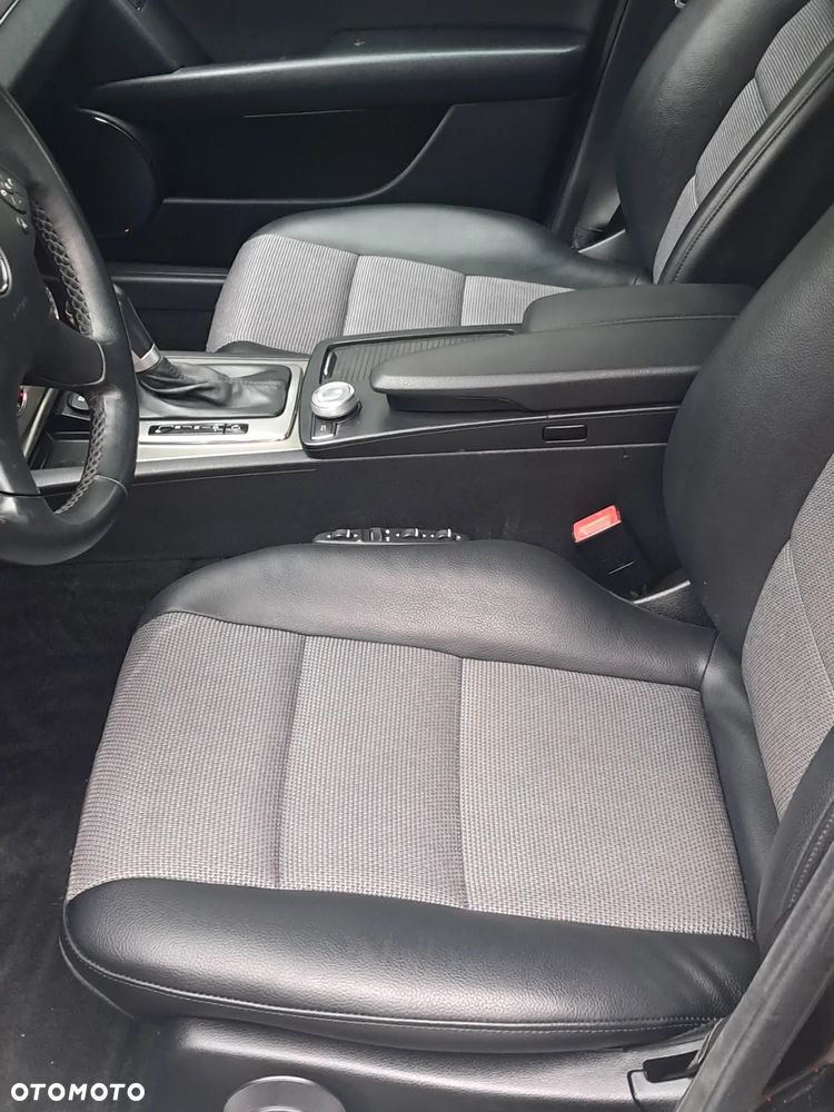 Mercedes-Benz Klasa C 200 CGI Automatik BlueEFFICIENCY Special Edition - 10