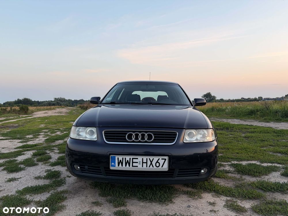 Audi A3 Sportback 1.9 TDI Ambiente - 2