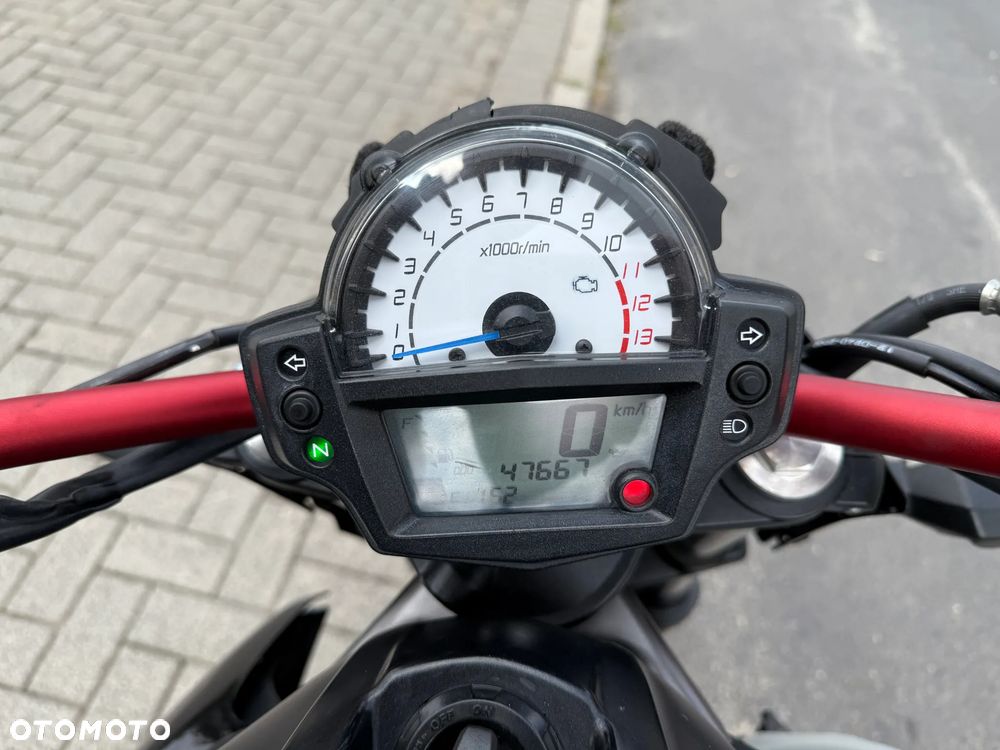 Kawasaki ER - 11