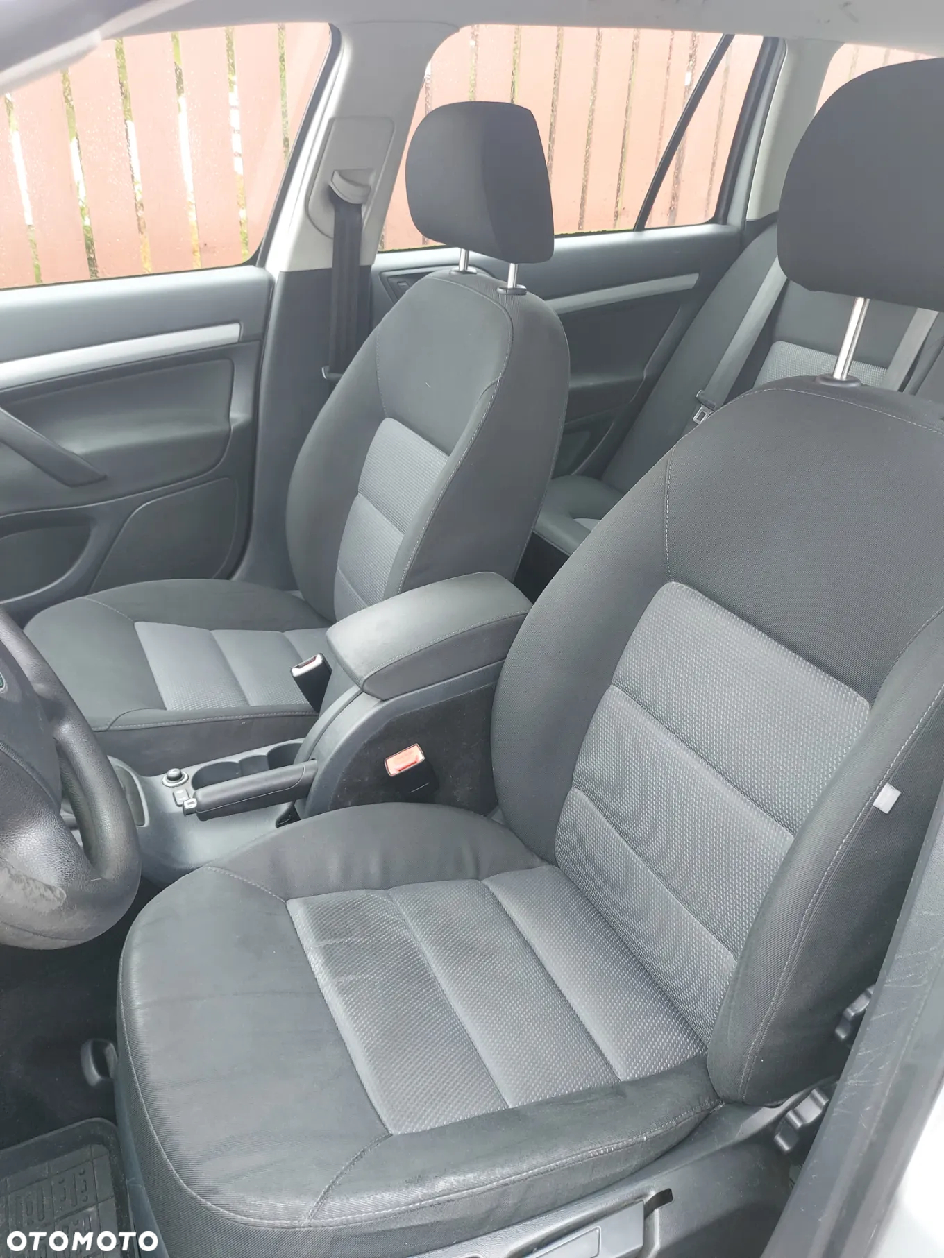 Skoda Octavia 1.6 FSI Ambiente - 16