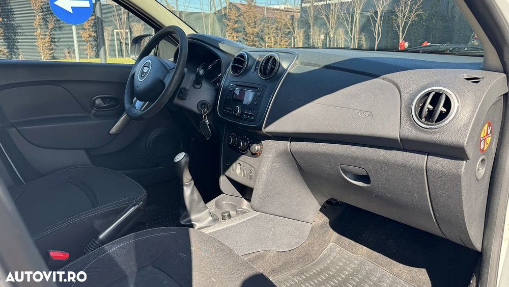 Dacia Sandero 1.5 90CP Laureate - 9