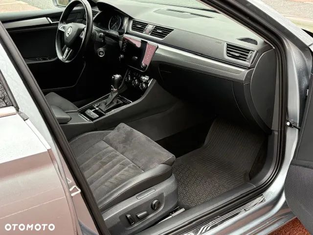 Skoda Superb 2.0 TSI 4x4 Style DSG - 10