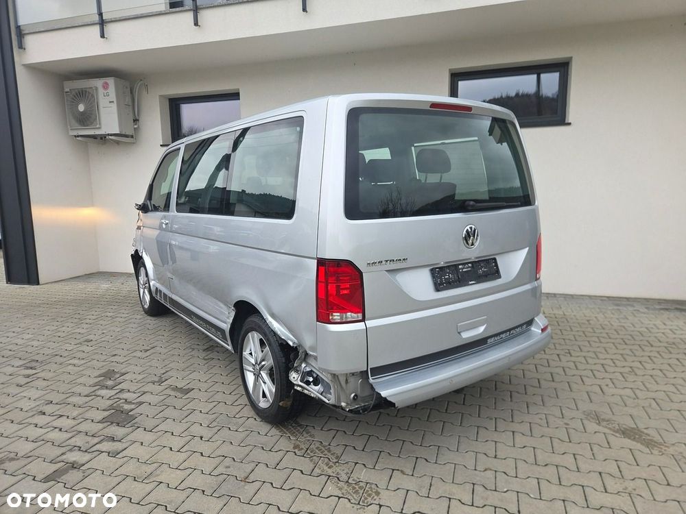 Volkswagen Multivan - 4