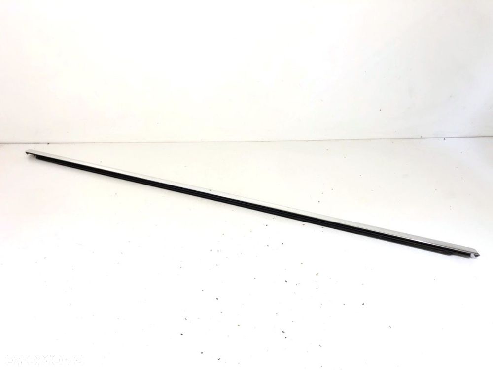 LISTWA ZGARNIAJĄCA PRZÓD PRAWA CHROM  OPEL ZAFIRA TOURER C (P12) 2011 - 2022 2.0 CDTi (75) 96 kW - 3