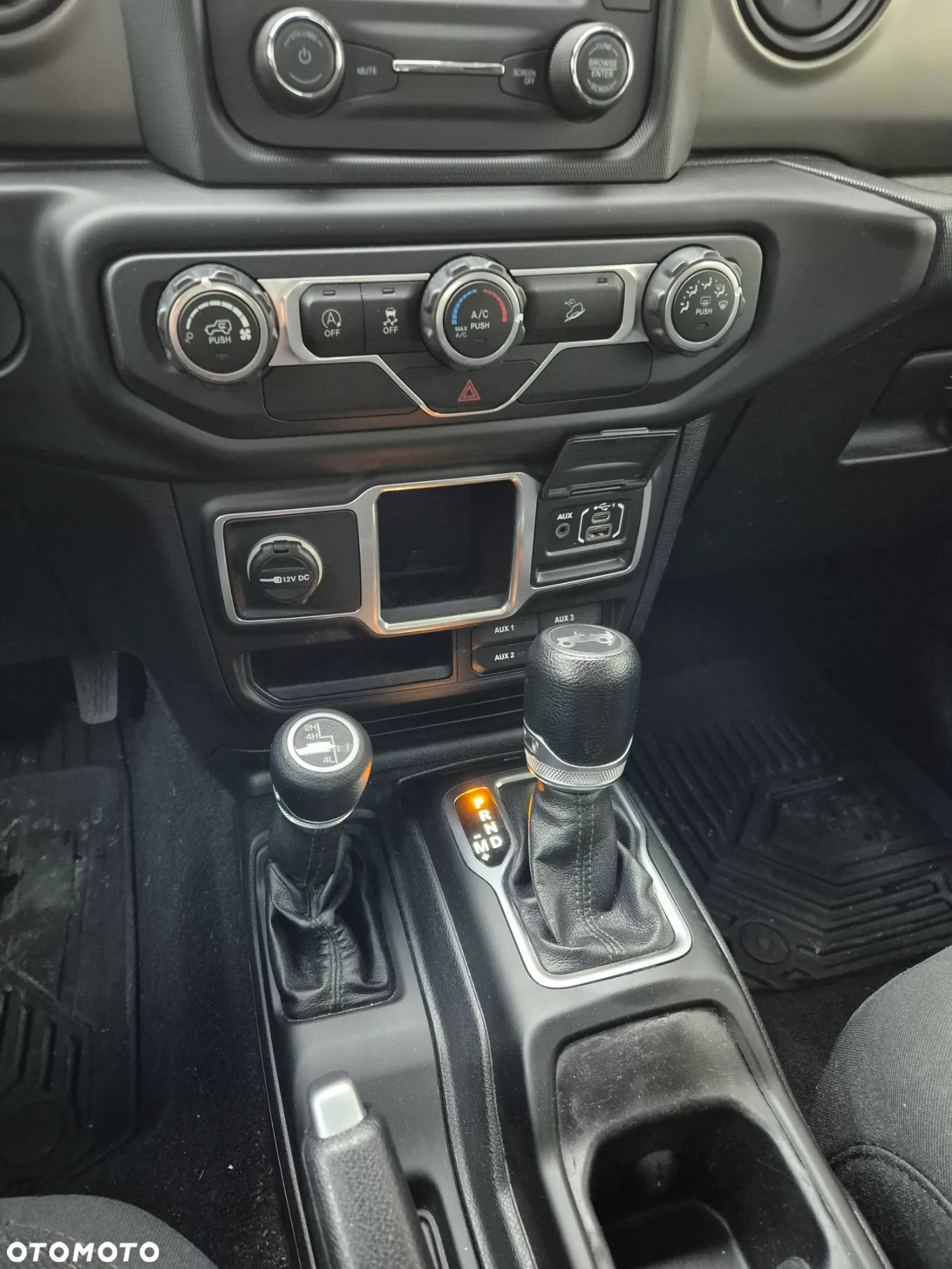 Jeep Wrangler Unlimited GME 2.0 Turbo Sport - 19
