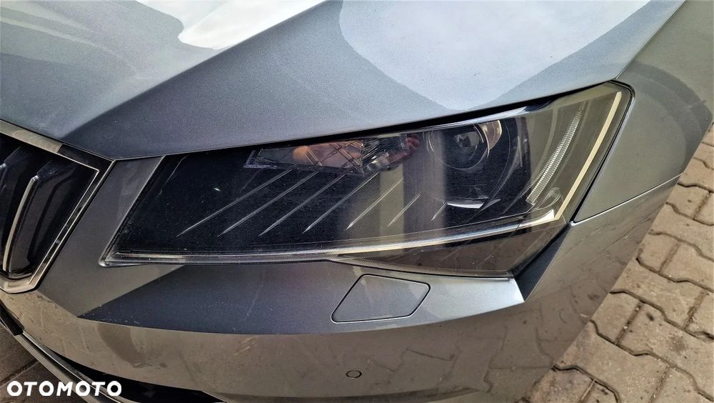 Skoda Superb 2.0 TDI Ambition - 15