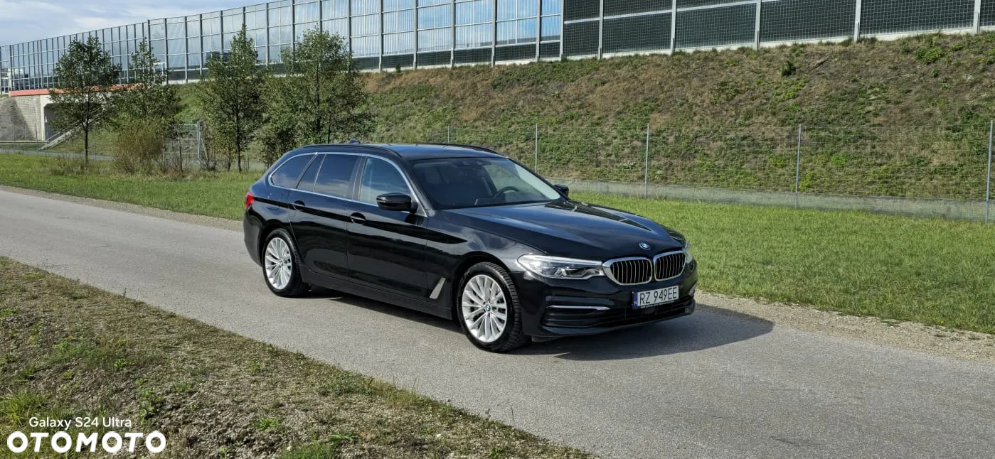 BMW Seria 5 530d xDrive - 16