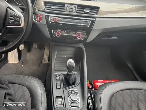 BMW X1 16 d sDrive Line xLine - 10