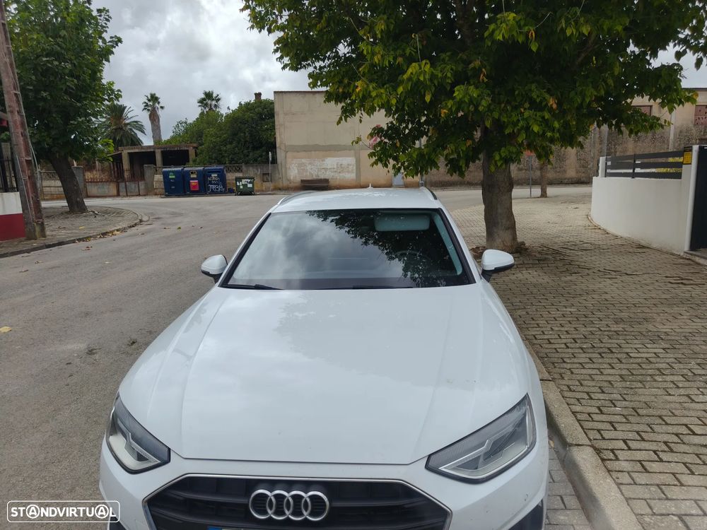 Audi A4 Avant - 1