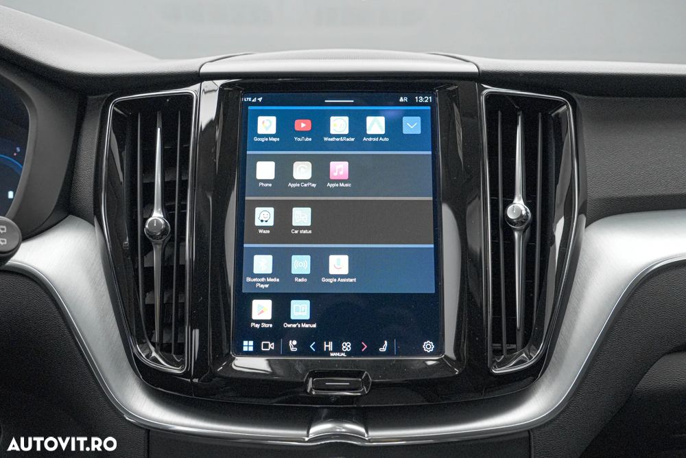 VOLVO XC60 2022 — imagine 22