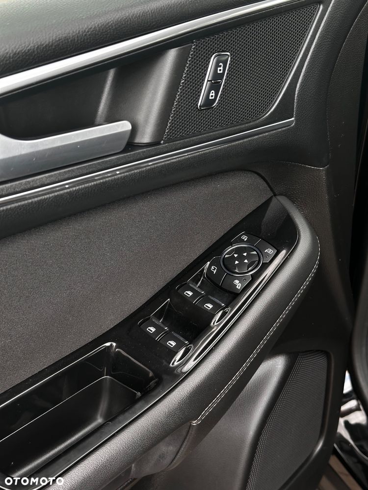 Ford Galaxy 2.0 TDCi 4WD Titanium PowerShift - 23